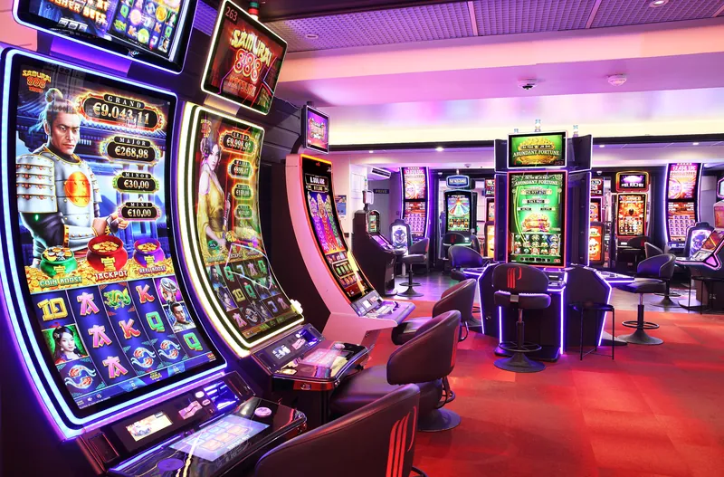 Machines à sous violettes du Casino Partouche Arcachon
