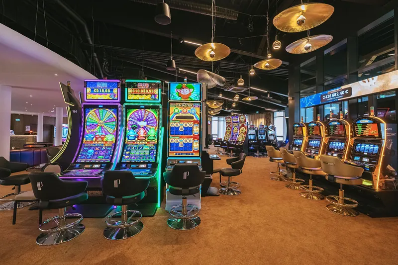 Salle de machines à sous au Casino Partouche Cabourg