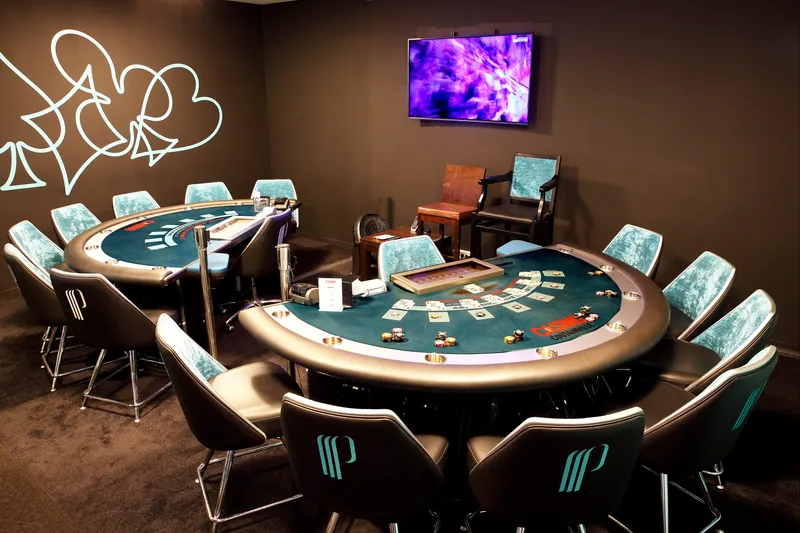 Tables de jeu au Casino Partouche Coutainville
