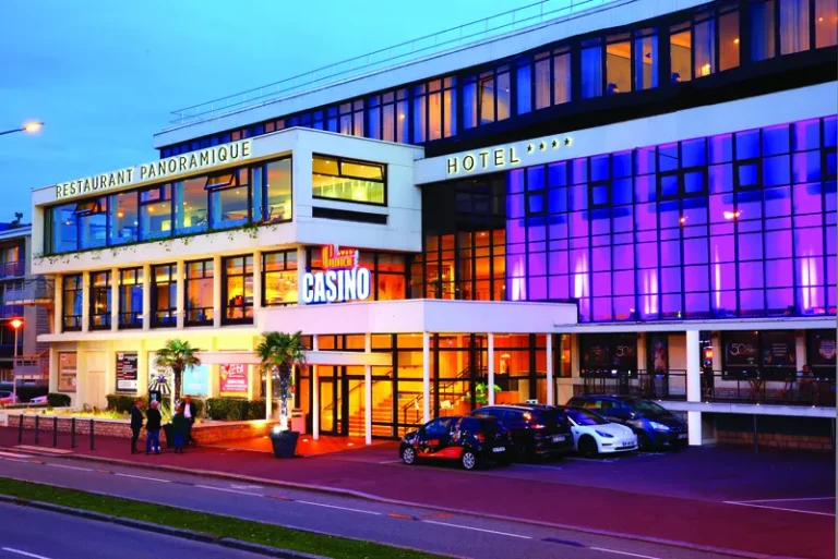 Façade du Casino Partouche Dieppe