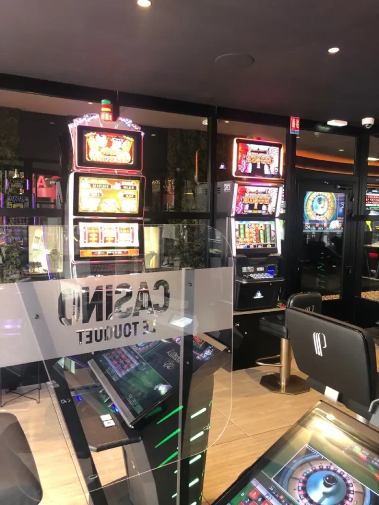Terminal de roulette électronique au Casino Partouche Le Touquet